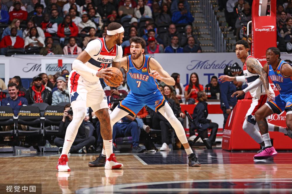 随着赫内斯 随着赫内斯