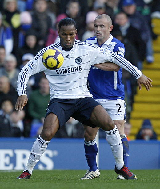 面临外界的 面临外界的